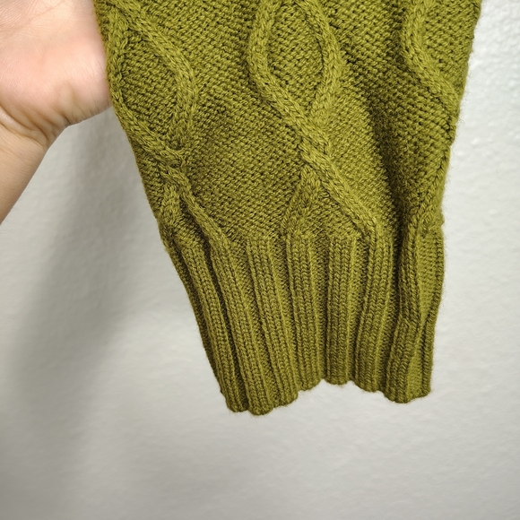 Empyre Green Crew Neck Sweater with Geometric Cable Knit Sz S - Picture 7 of 12
